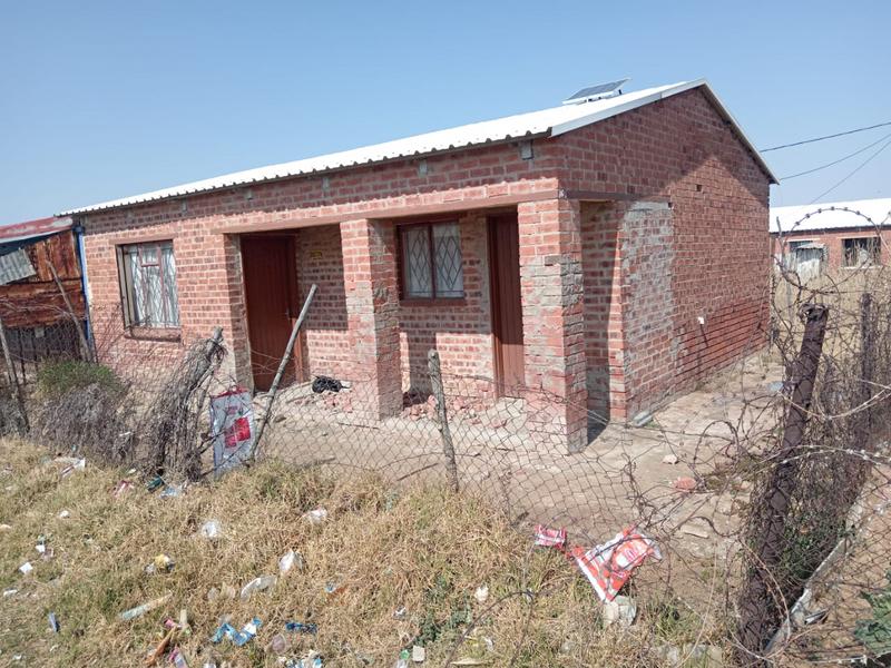 2 Bedroom Property for Sale in Thabong Free State